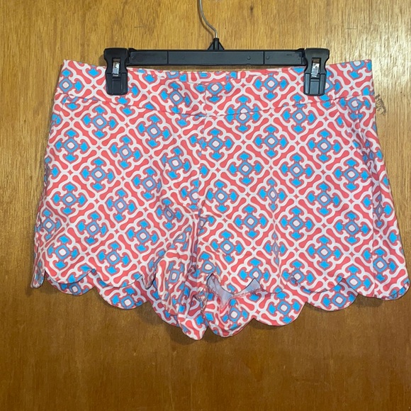 •CROWN & IVY•PINK/BLUE/WHITE GEOMETRIC PATTERN SCALLOPED HEM SHORTS SIZE 12P EUC - Picture 11 of 11
